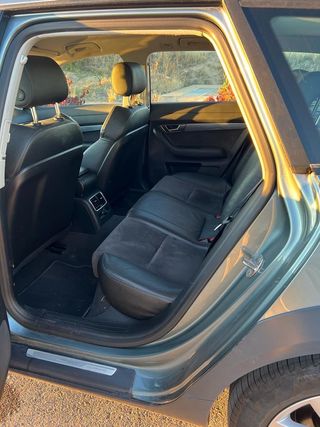 Audi A6 Allroad 2011