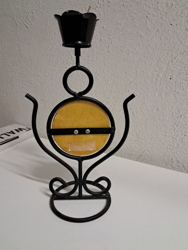 Portavelas de hierro