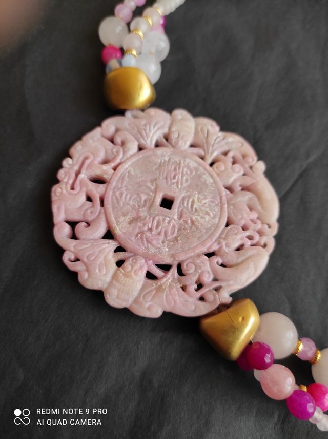 collar piedras naturales