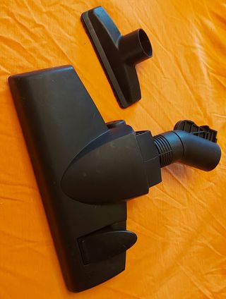 Set di 10 sacchetti per aspirapolvere + 1 filtro HEPA + 1 filtro di