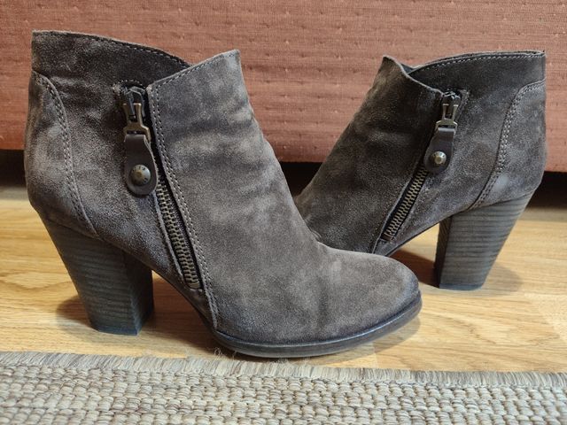 Botas