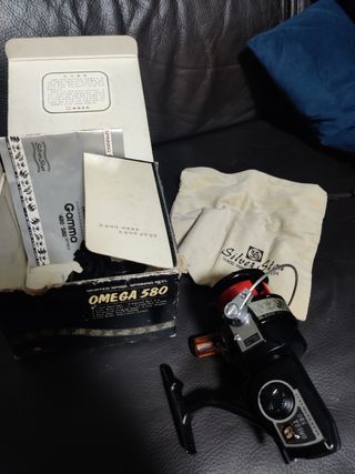 carrete Omega 580 con caja.