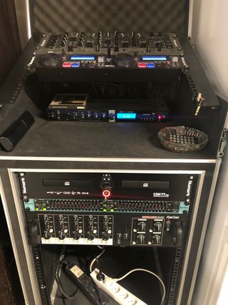 Equipo de música profesional 