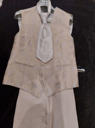 Traje de novio italiano,solo un uso