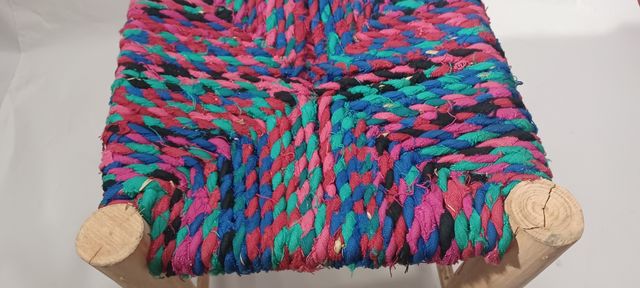 2 taburetes artesanales 