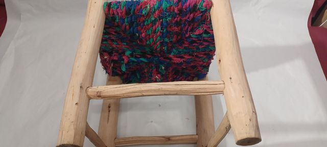 2 taburetes artesanales 