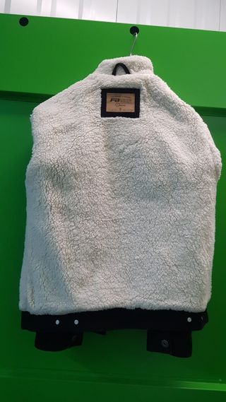Cazadora vaquera con borrego