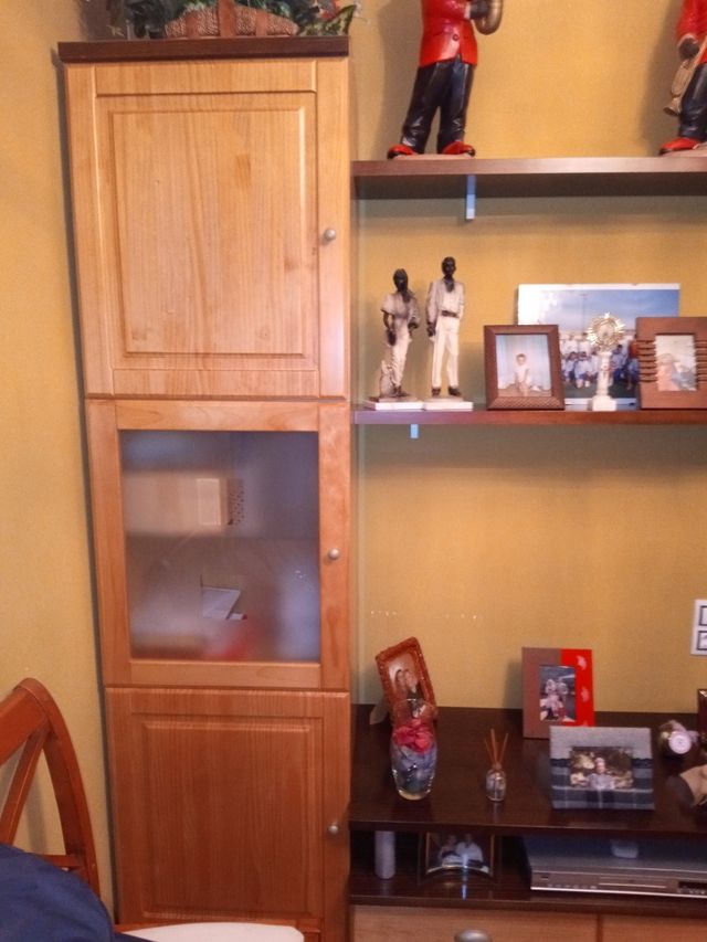 Mueble madera pino