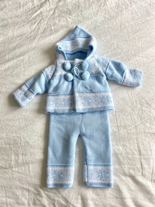 San Francisco azul con greca y pompones - unisex