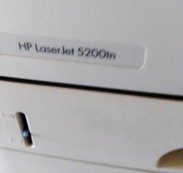 IMPRESORA "HP LASERJET 5200 tn"