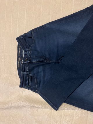 Pantalón vaquero guess 