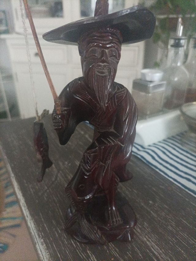 Figura antica, pescatore asiatico, legno tropicale