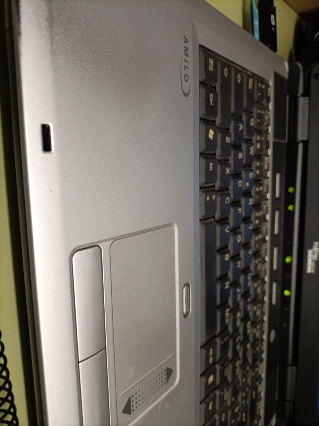 Portátil fujitsu Siemens amilo
