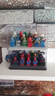 Caja exhibición muñecos Lego