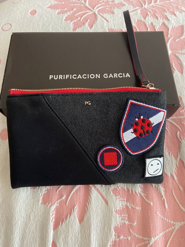 Clutch  Purificación garcia