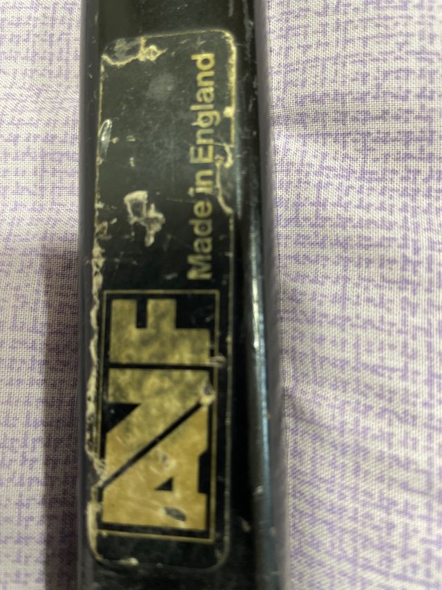 Soporte AVF de pared altavoz profesional