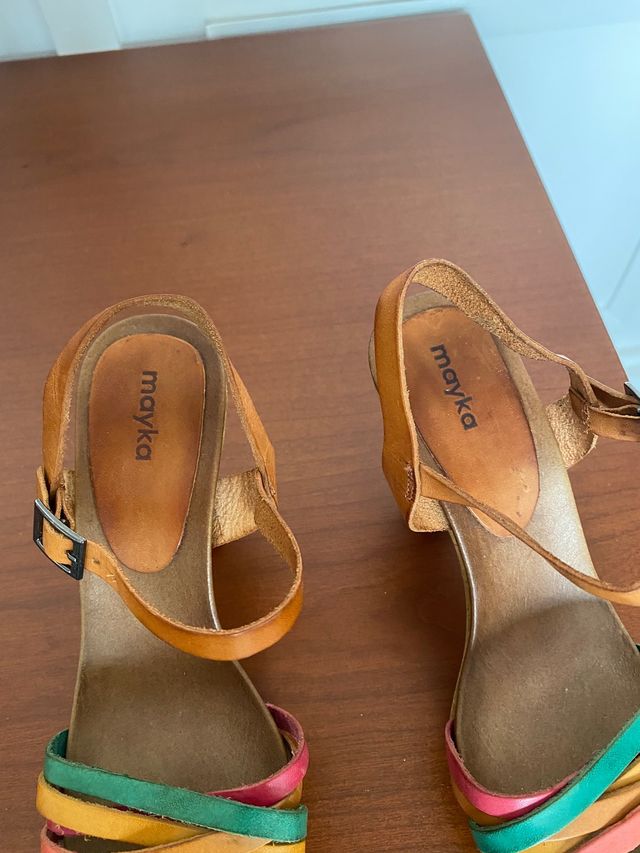 Sandalia piel tiras delanteras colores