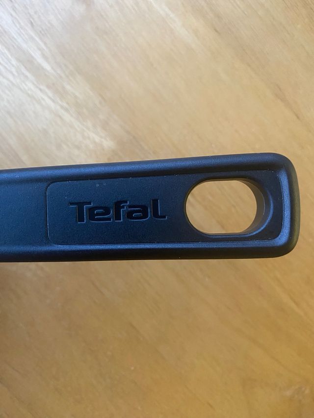 Sartén TEFAL C38502 Forcé 20cm