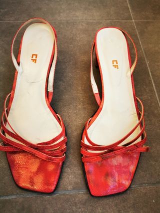 Sandalias de piel coral