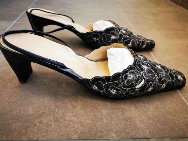 Zapatos destalonados