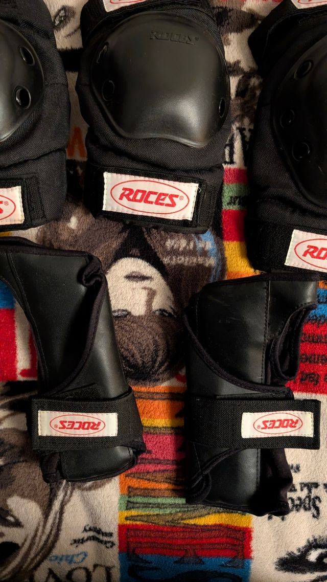 ROCHES skate roller protections