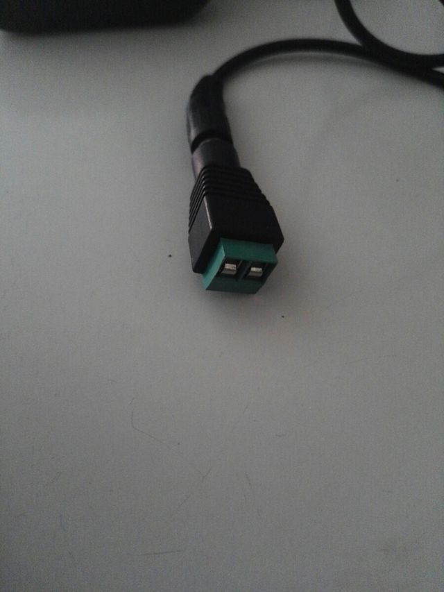 transformador 12 voltios 2 amperios con 2 tomas