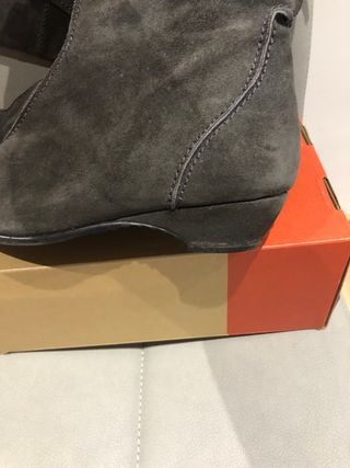 Botas altas de piel gris 40