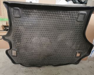 ALFOMBRA DE PISO MALETERO JEEP GRAN CHEROKEE