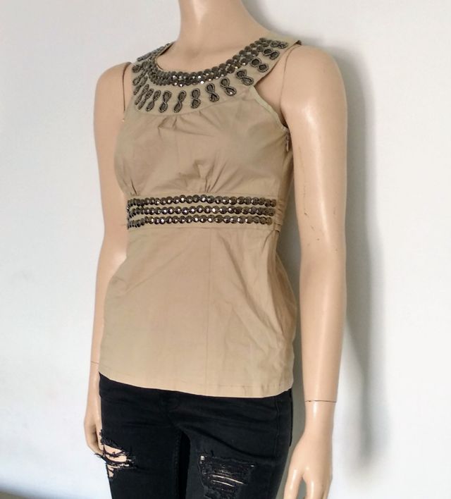 Preciosa camiseta elegante verano