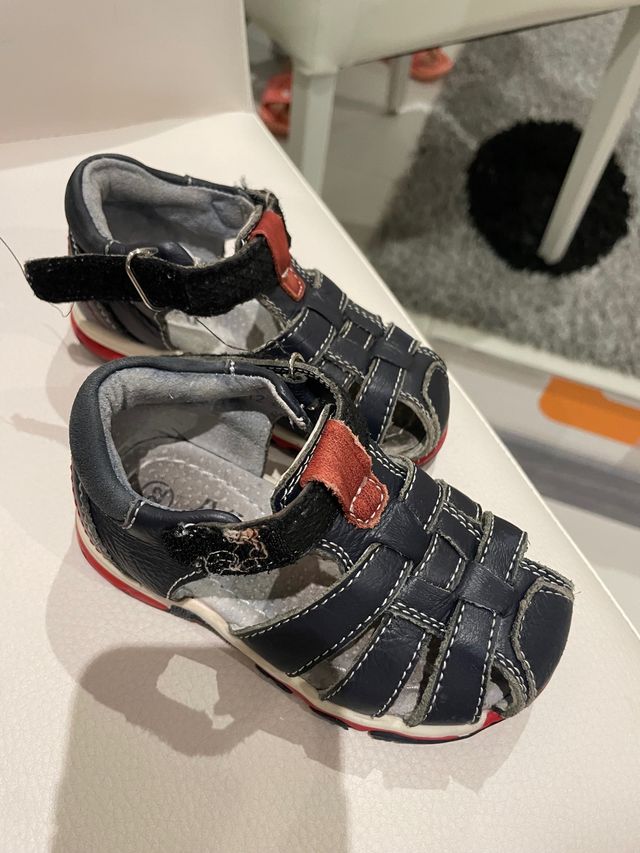 Sandalias infantiles