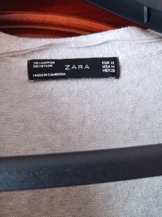 Chaqueta punto. Zara. M