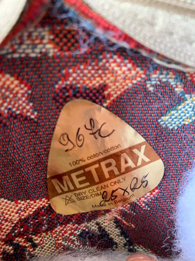 Pequeño cojín con dibujo de setas Nuevo