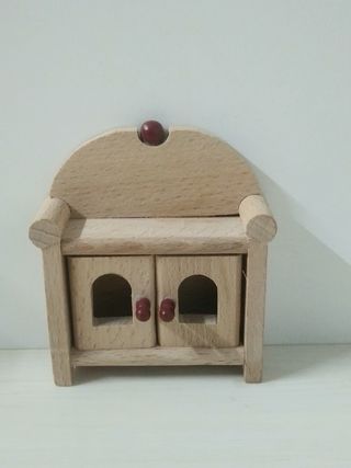 Mueble miniatura casa de muñecas de madera