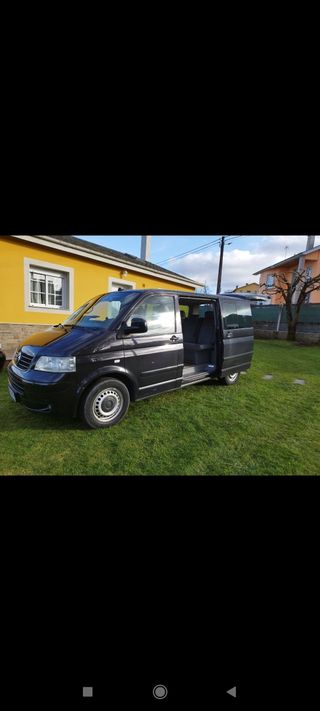  Volkswagen Multivan T5 2.5 TDI 174cv año 2004