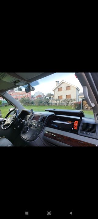  Volkswagen Multivan T5 2.5 TDI 174cv año 2004