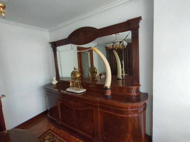 Muebles de comedor estilo clásico