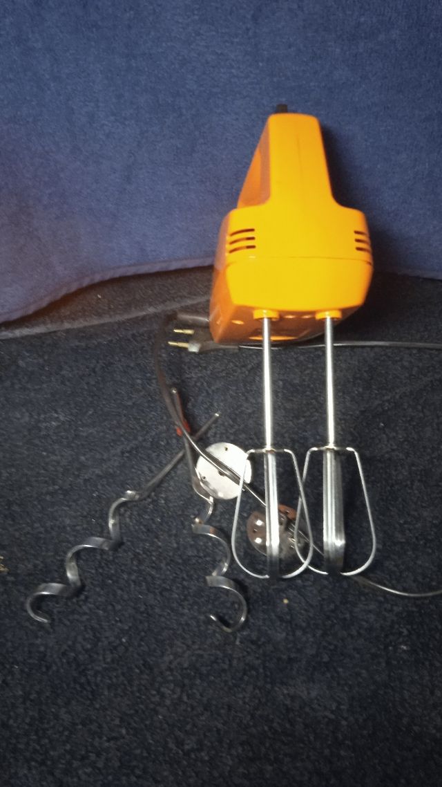 Frullatore vintage con bastoncini, Unica