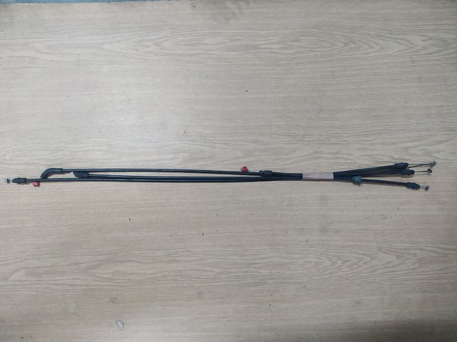 Cables apertura asiento y baul Piaggio X8