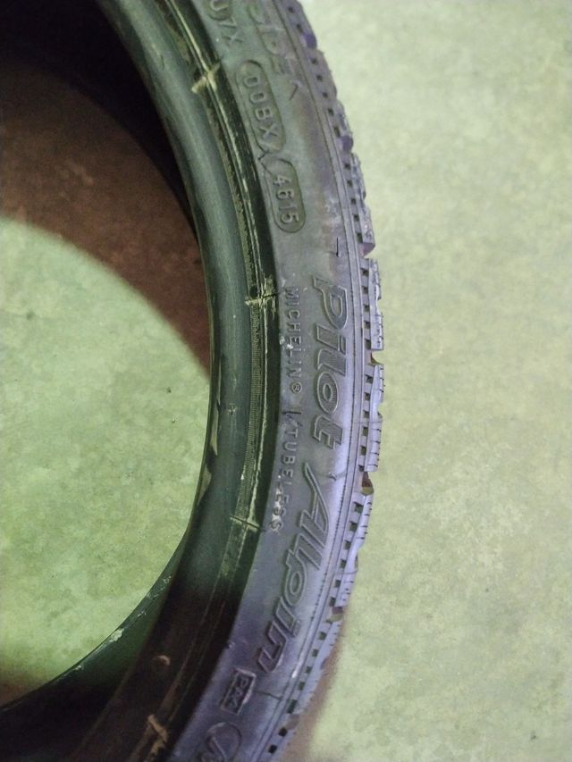 neumático 235/35r20 92v michelin