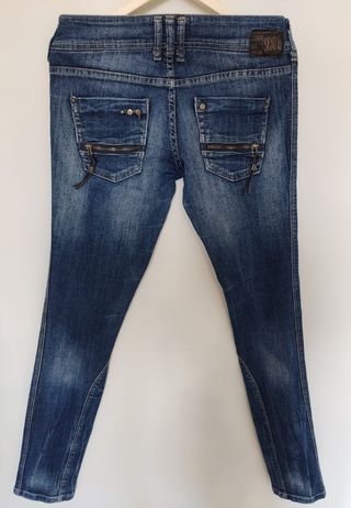 Pantalón vaquero nuevo 
