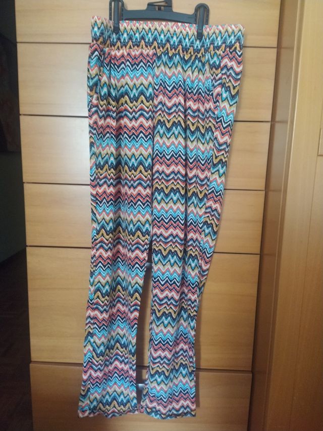 Pantalón estampado talla S
