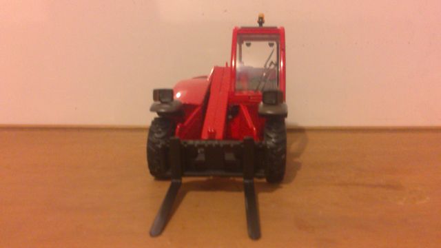 MANITOU TWISCO SLT 415 CON HORQUILLAS JOAL 1/25