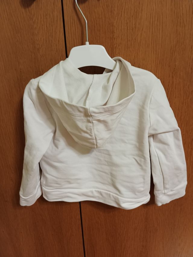 conjunto de tres prendas