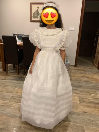 Vestido traje de comunión clásico de organza, 70€