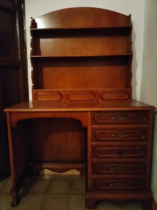 Escritorio - librería de madera