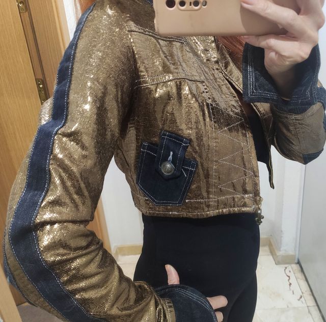 Torera dorada y negro