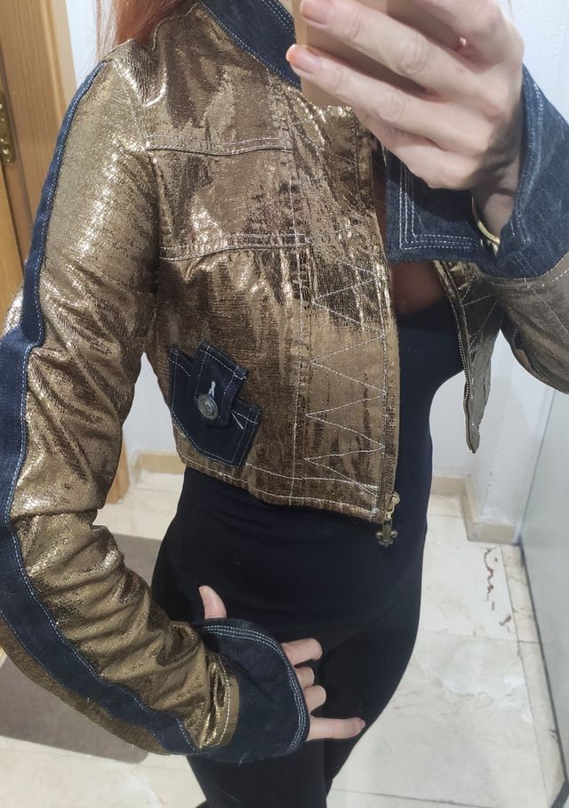 Torera dorada y negro