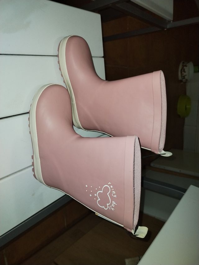 Botas de agua y nieve de niña