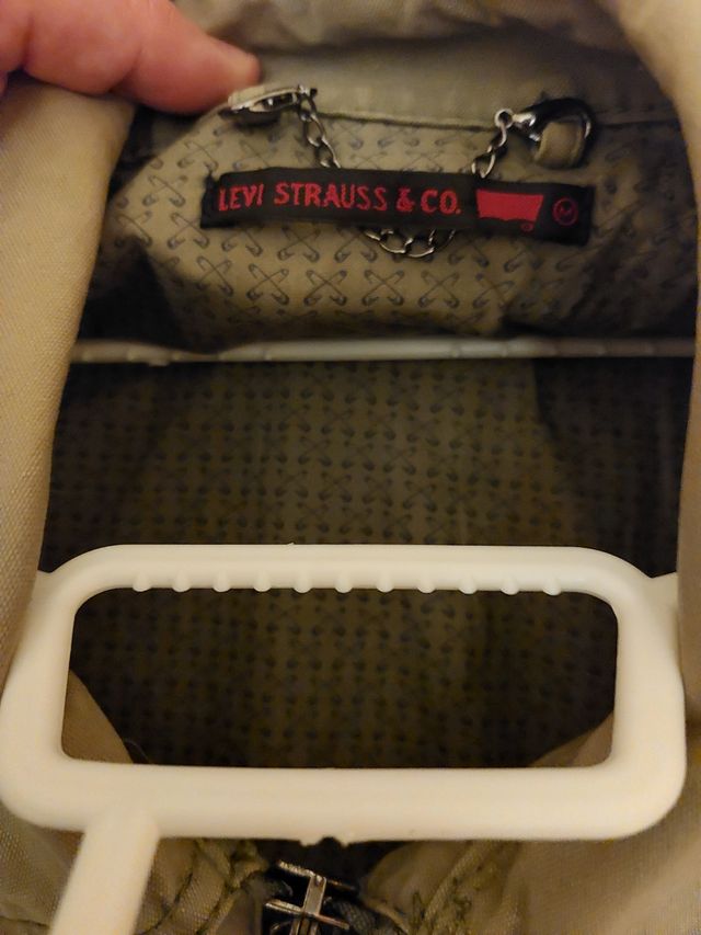 Cazadora vaquera Levis estilo militar. Talla L