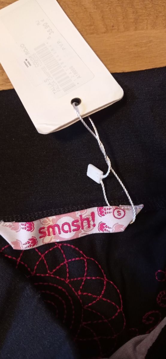 Falda estampada Smash. Talla S.